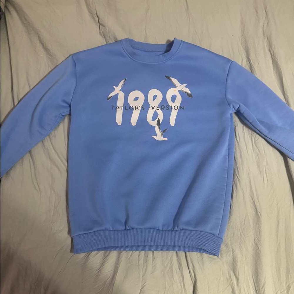 Taylor Swift Blue Crew Neck Sweater